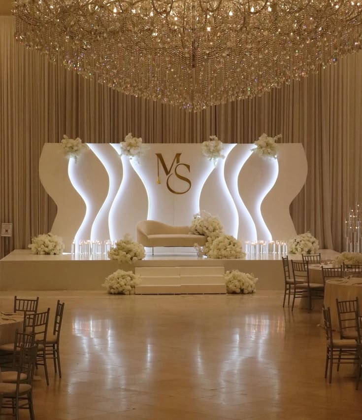 Anniversary Hall / Setup